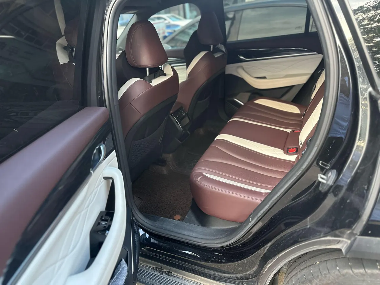 Geely 2021 XingyueL (Monjaro) 2.0TD EVO two-wheel drive smart automatic gear 5
