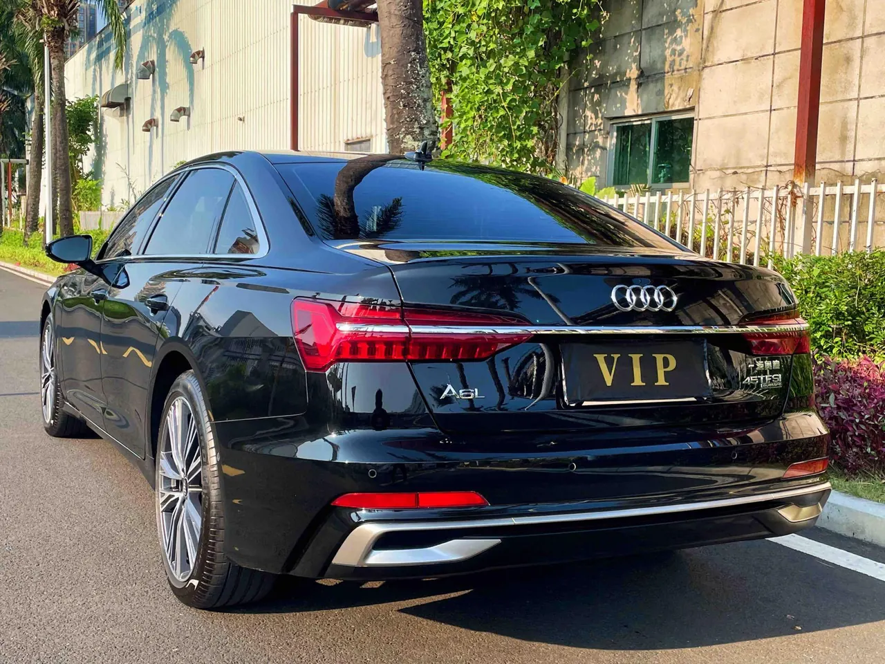 Audi 2024 A6L 2.0TFSI 45TFSI Quattro Selected Dynamic Automatic 9