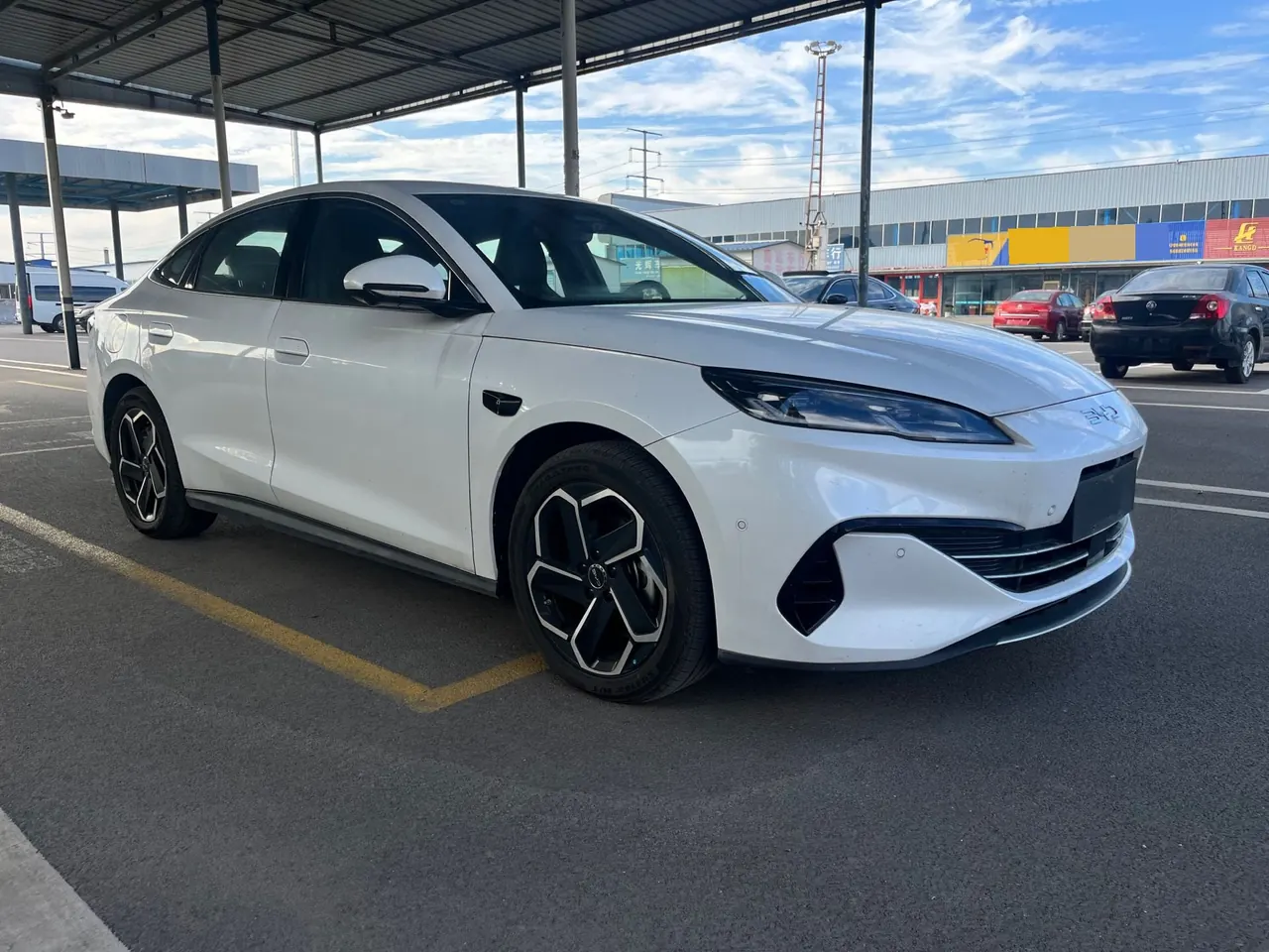 BYD 2025 seals 06 DM-i 1.5 stepless smart driving version 120KM flagship automatic gear 2