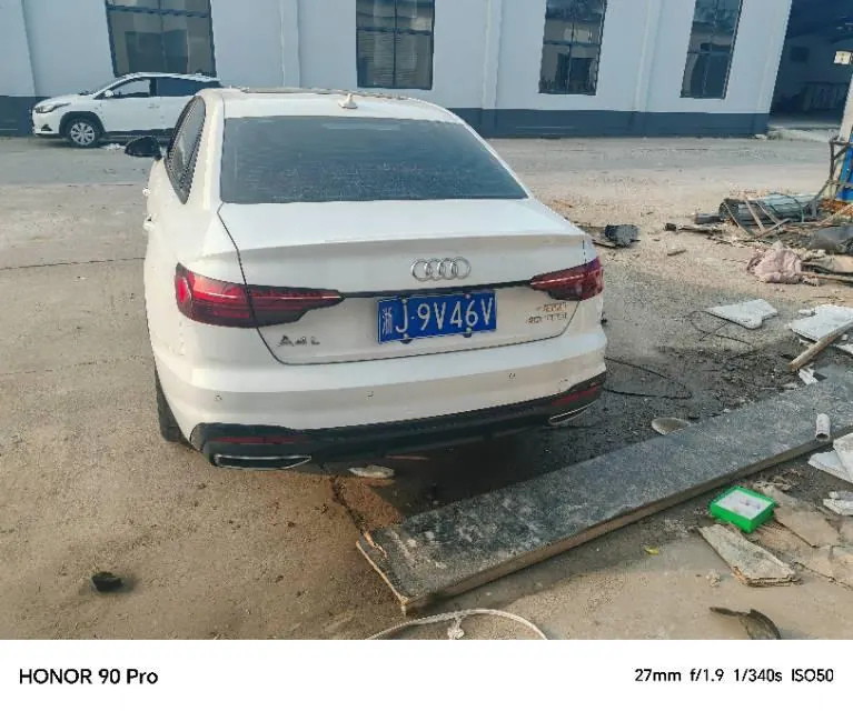 Audi 2025 A4L 2.0TFSI 40TFSI 2 million‑vehicle celebration edition, luxury sporty model, automatic transmission 5