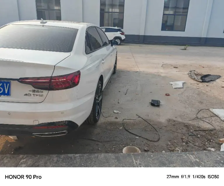 Audi 2025 A4L 2.0TFSI 40TFSI 2 million‑vehicle celebration edition, luxury sporty model, automatic transmission 6