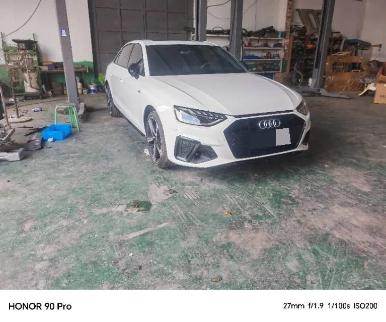 Audi 2025 A4L 2.0TFSI 40TFSI 2 million‑vehicle celebration edition, luxury sporty model, automatic transmission 7
