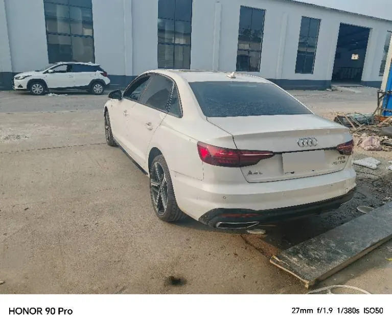 Audi 2025 A4L 2.0TFSI 40TFSI 2 million‑vehicle celebration edition, luxury sporty model, automatic transmission 9