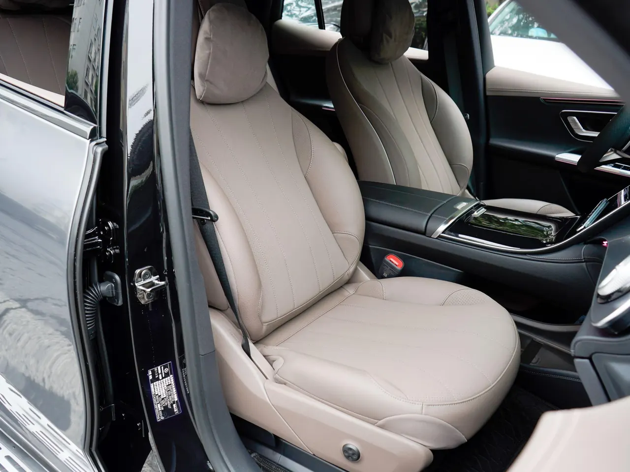 Mercedes Benz 2023 EQE SUV 500 4MATIC EQE SUV 500 4MATIC Special Edition Automatic 11