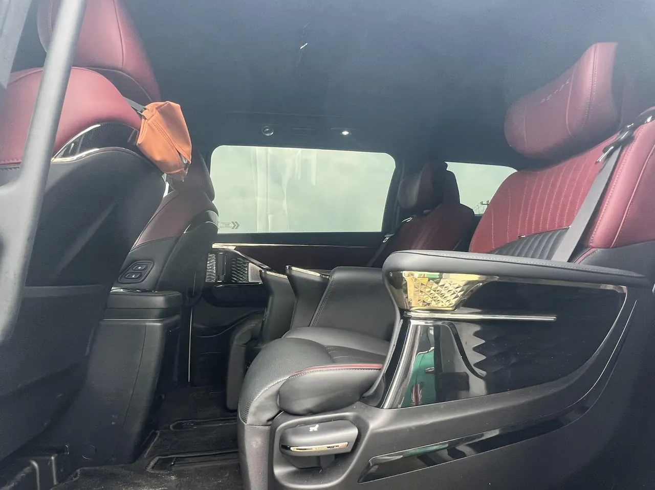Chuanqi 2023 M8 2.0T 400T Master Series Flagship Automatic Gear 5