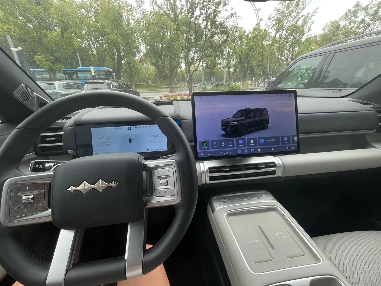 FangChengBao 2025 titanium 7 1.5T stepless 190KM four-wheel drive Ultra version of automatic gear 3