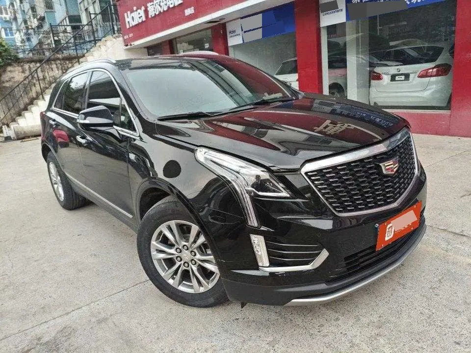 Cadillac 2023 XT5 48V 2.0T Two-Drive Fashion Automatic Gear 3