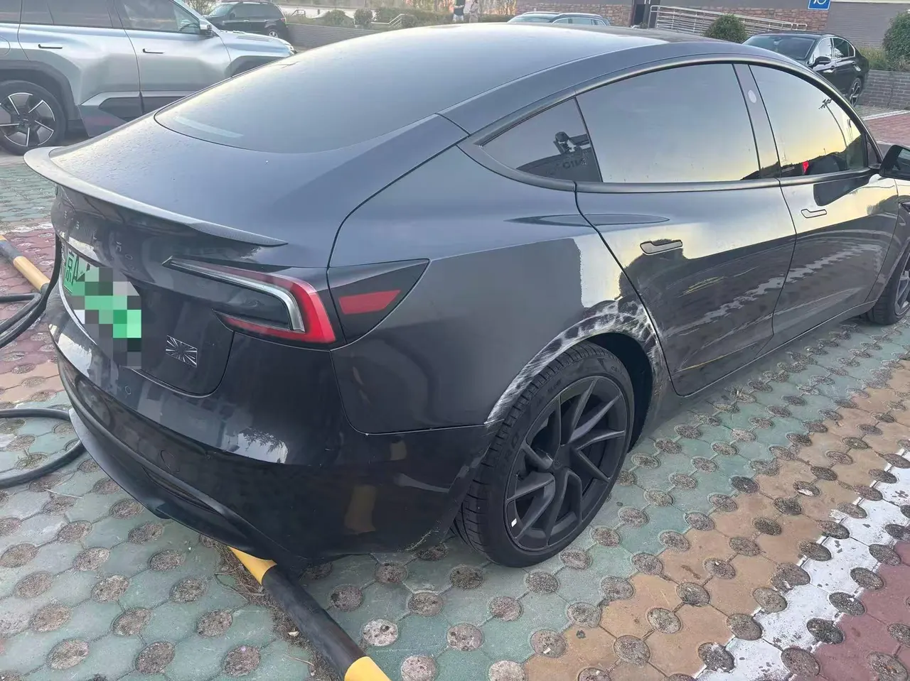 Tesla 2024 Model 3 high-performance all-wheel drive version automatic transmission 5