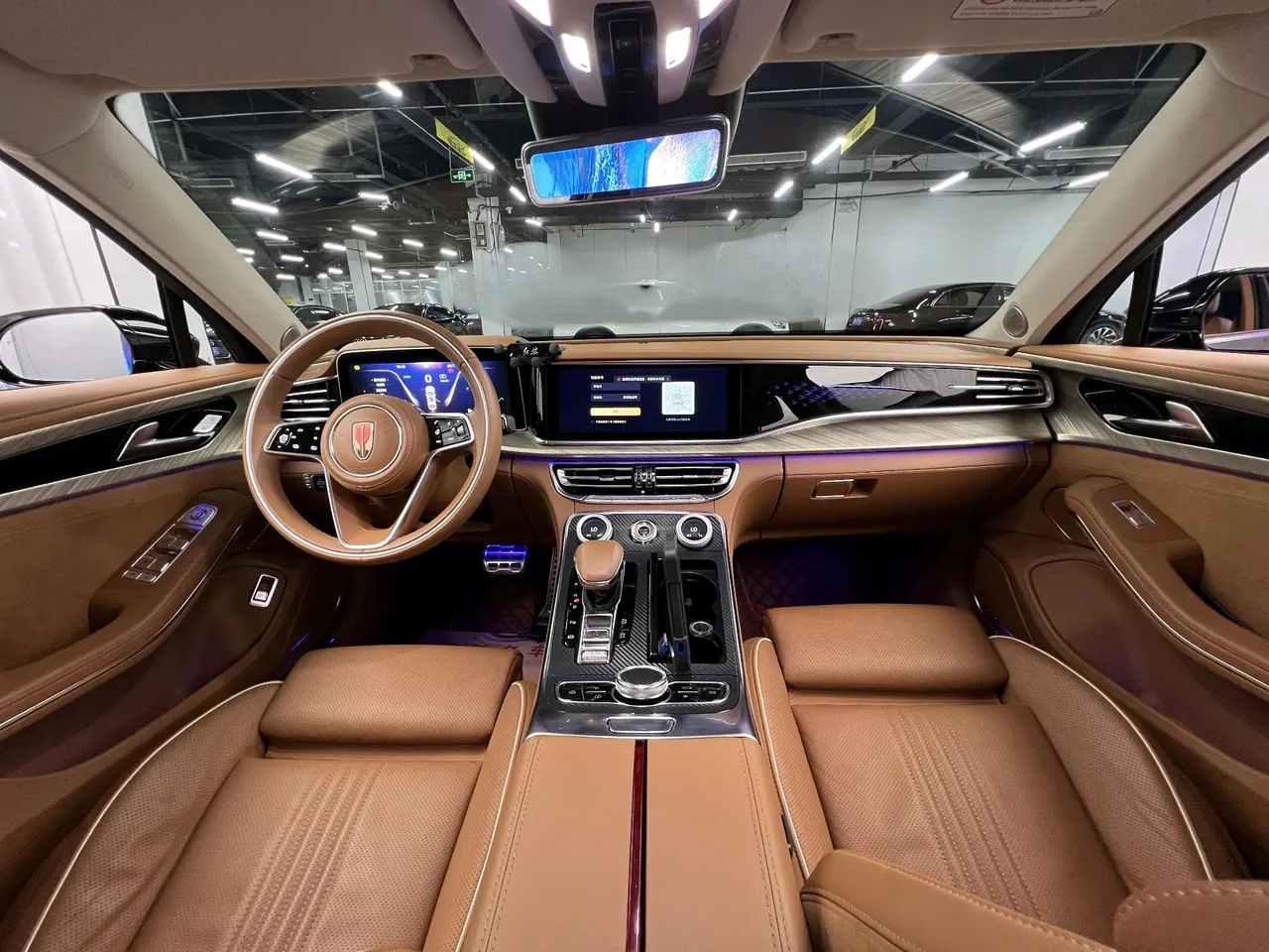 HongQi 2020 H9 48V 2.0T Zhilian Qi Chang Edition Automatic Gear 4