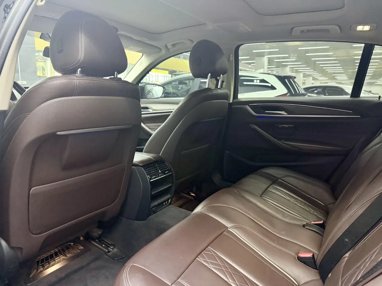 BMW 5 series new energy 2020 530Le 2.0T mileage upgraded luxury package automatic gear 10