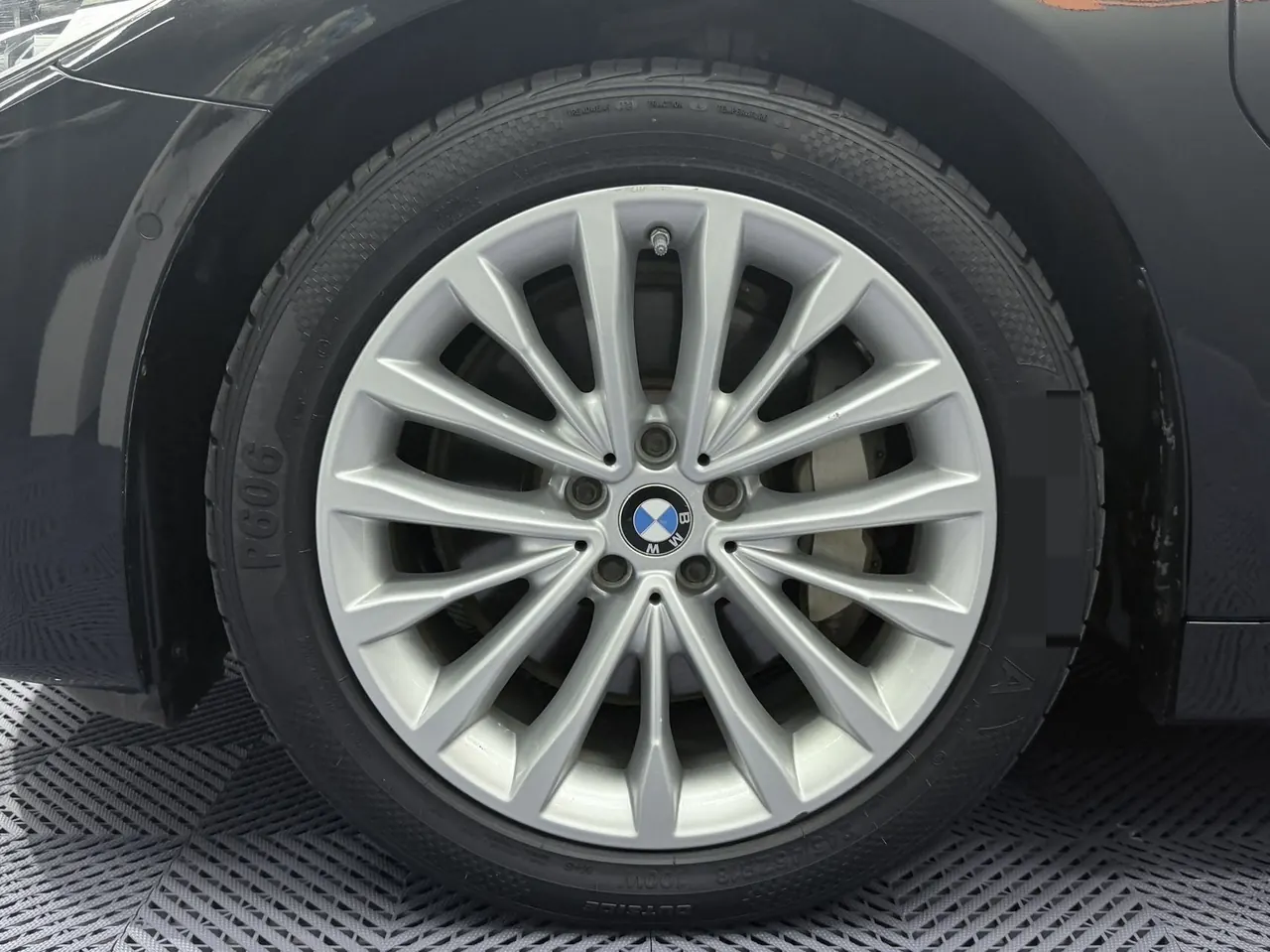 BMW 5 series new energy 2020 530Le 2.0T mileage upgraded luxury package automatic gear 5