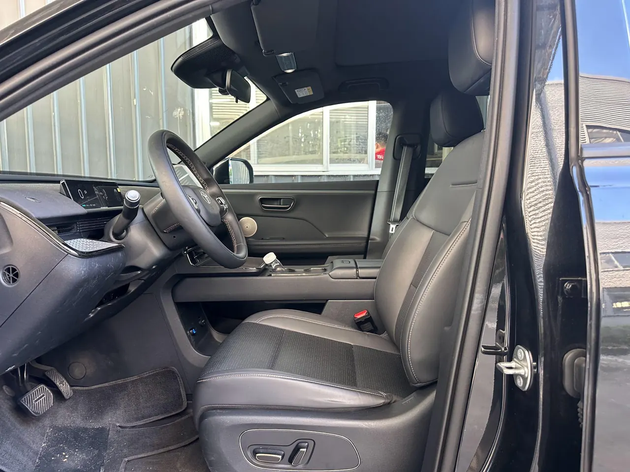 Toyota 2025 Platinum Intelligence 3X 520 Pro Advanced Intelligence Driving Edition Automatic Gear 5