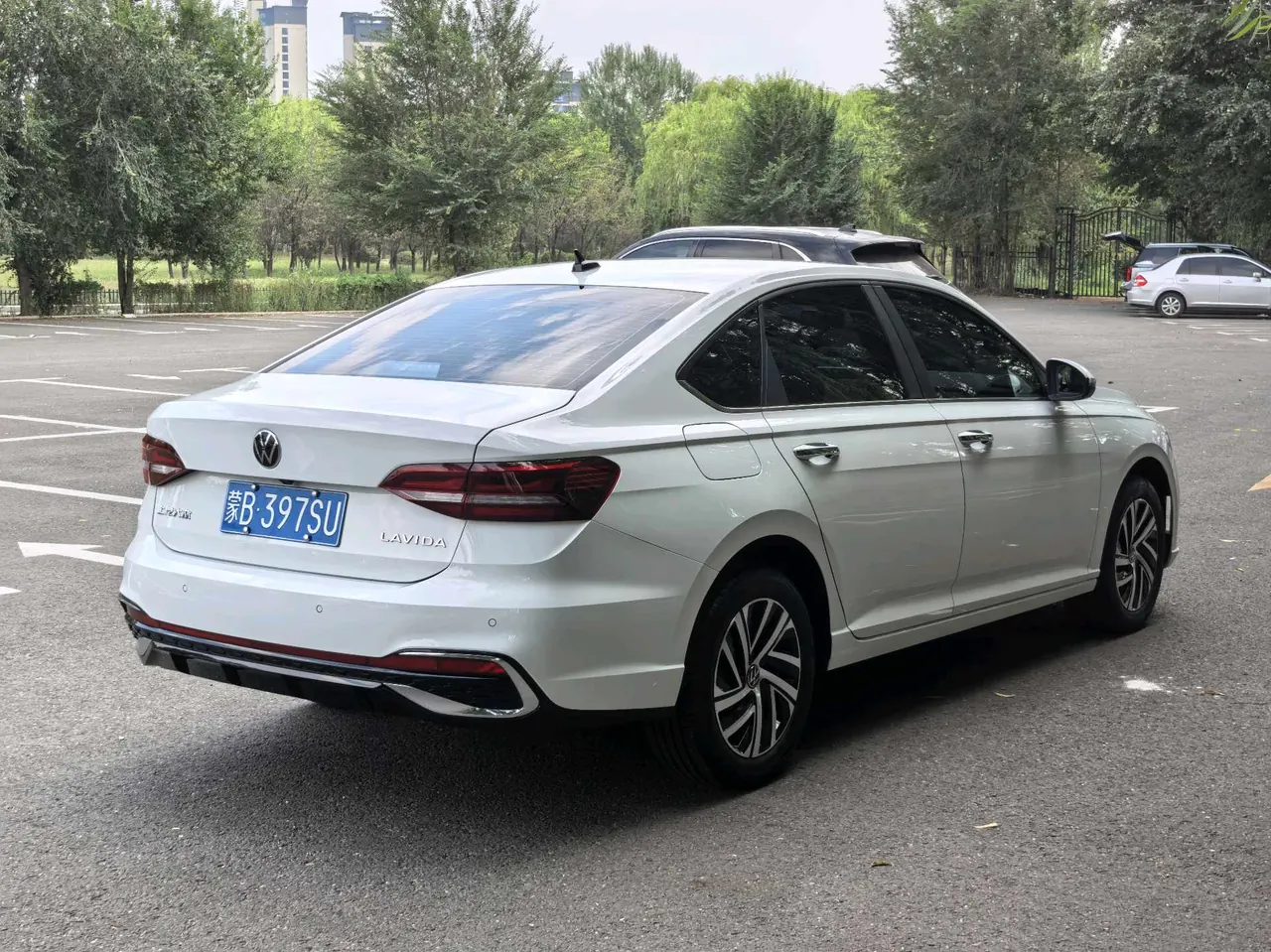 Volkswagen 2024 LaVida 1.5 Star 5 Million Edition Automatic Gear 10