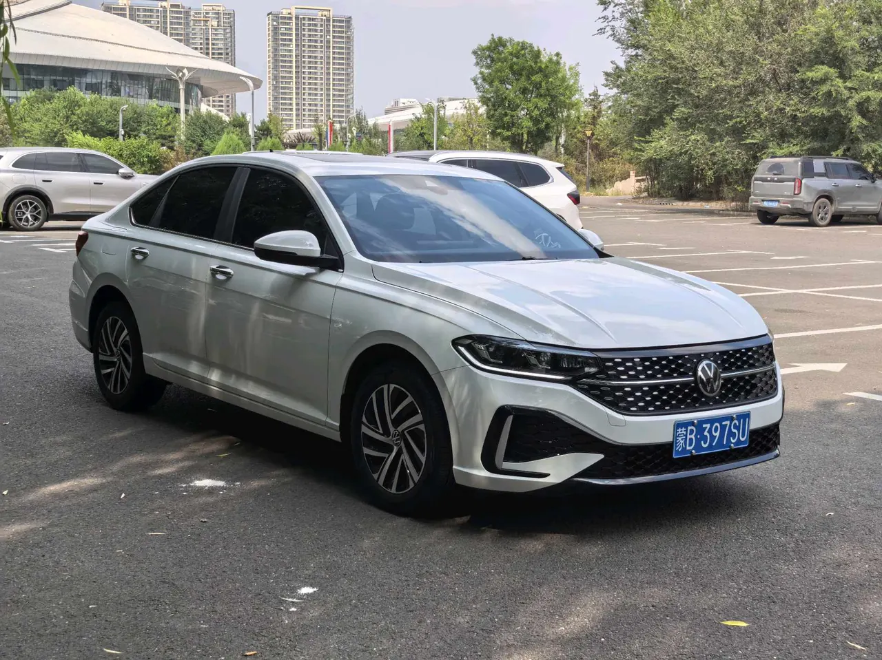 Volkswagen 2024 LaVida 1.5 Star 5 Million Edition Automatic Gear 3