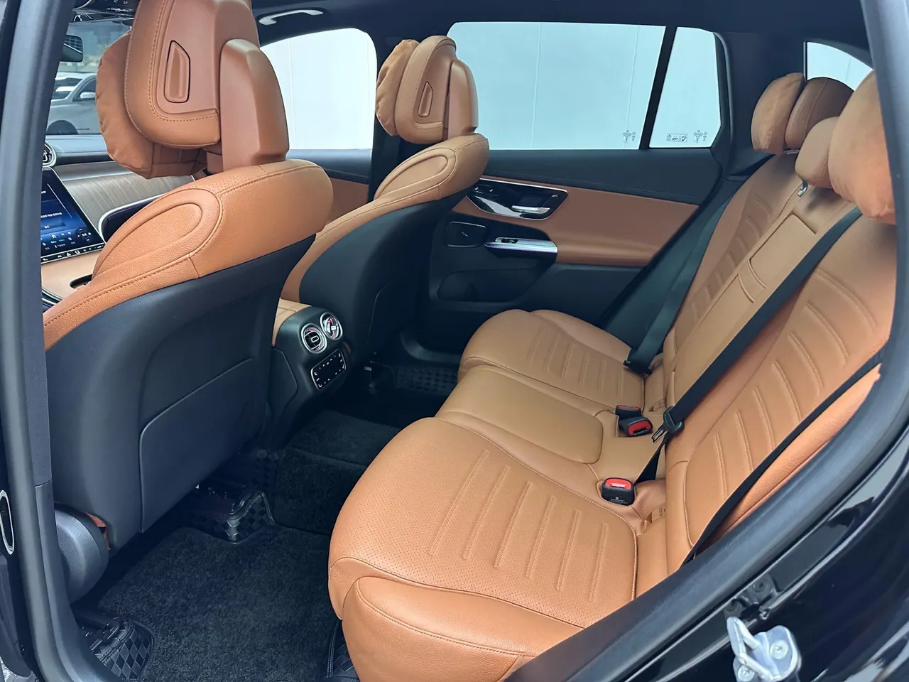 Mercedes Benz 2024 GLC 300 L 4MATIC 48V 2.0T dynamic 5-seat automatic gear 2