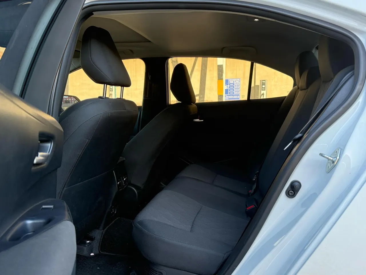 Toyota 2023 Corolla Double Engine 1.8 Stepless Intelligent Electric Hybrid Elite Automatic Gear 3