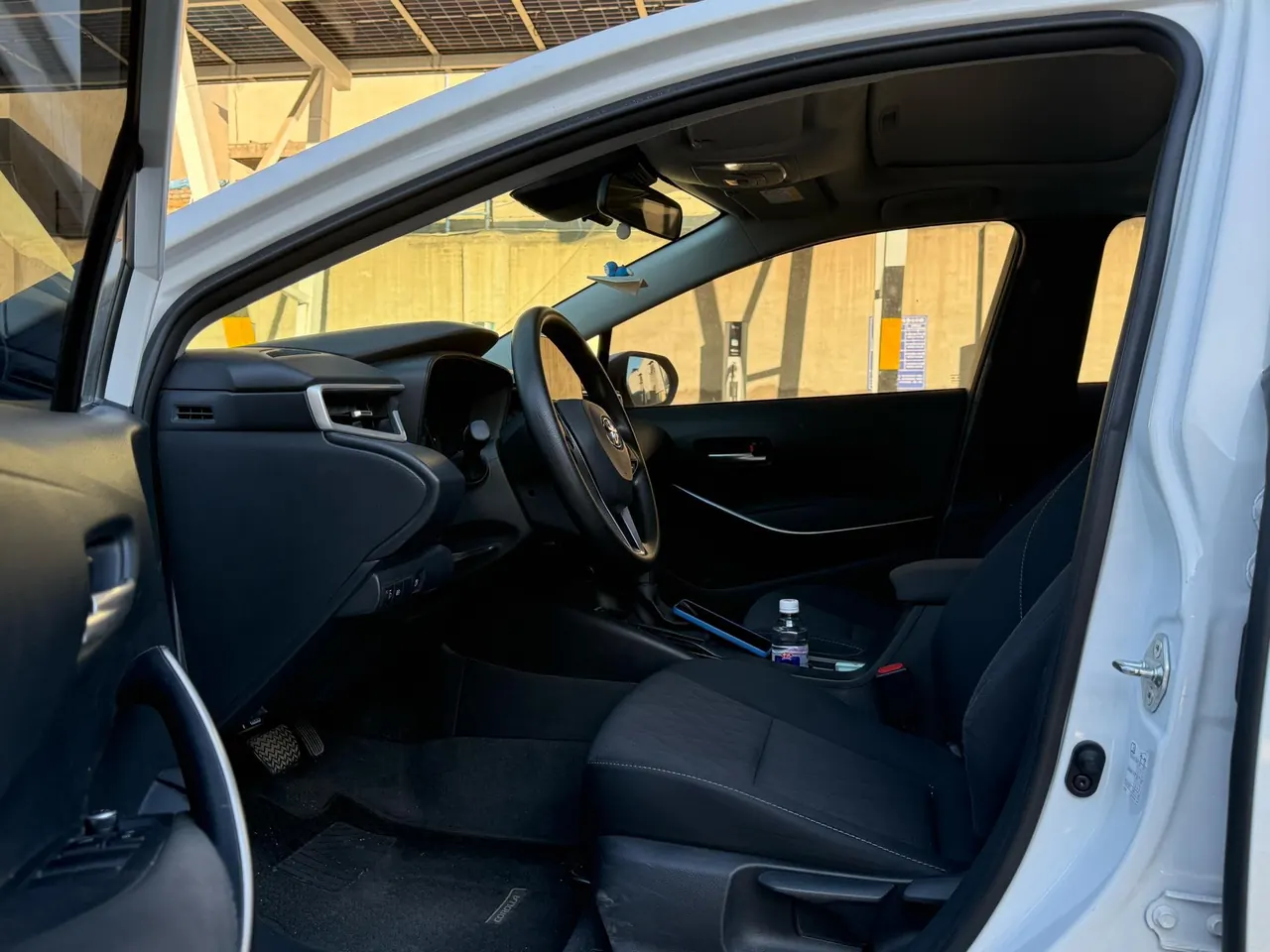 Toyota 2023 Corolla Double Engine 1.8 Stepless Intelligent Electric Hybrid Elite Automatic Gear 5