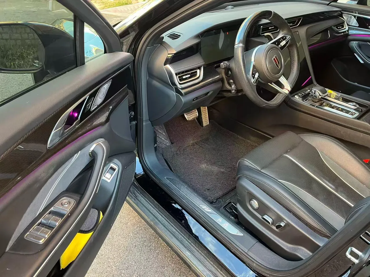 HongQi 2023 H6 2.0T Zhishang Edition Automatic Gear 6