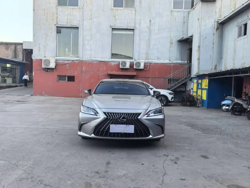Lexus ES (Imported) 2024 ES200 2.0 Stepless Edition Automatic Gear 3