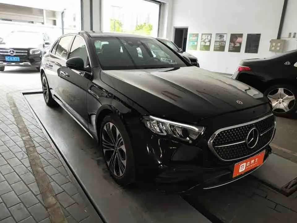 Mercedes Benz E-Class New Energy 2024 E 350 e L 2.0T Sports Automatic 3