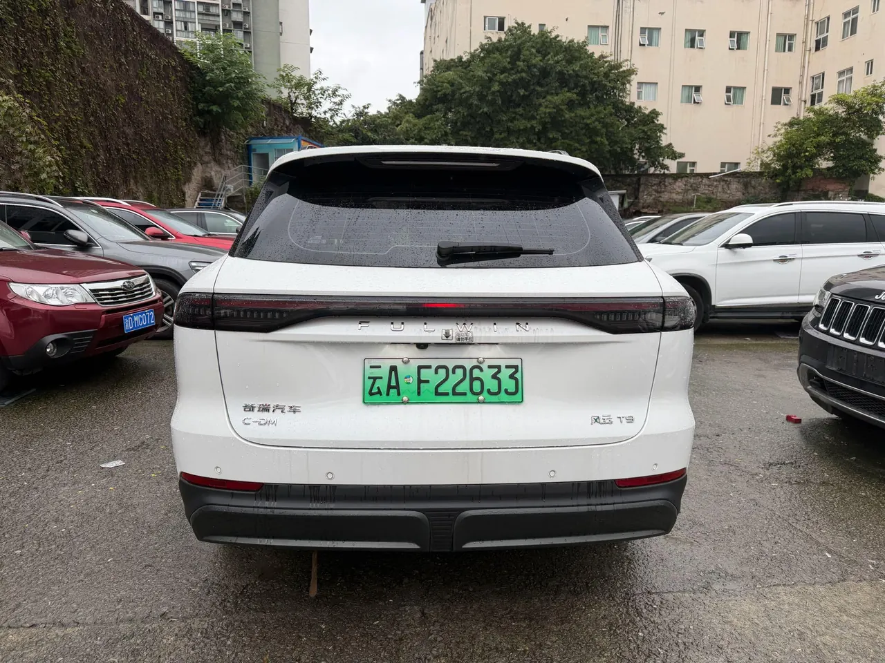 Chery 2024 Fengyun T9 C- DM 1.5T 120 Long Endurance Luxury 7-seat Automatic Gear 7