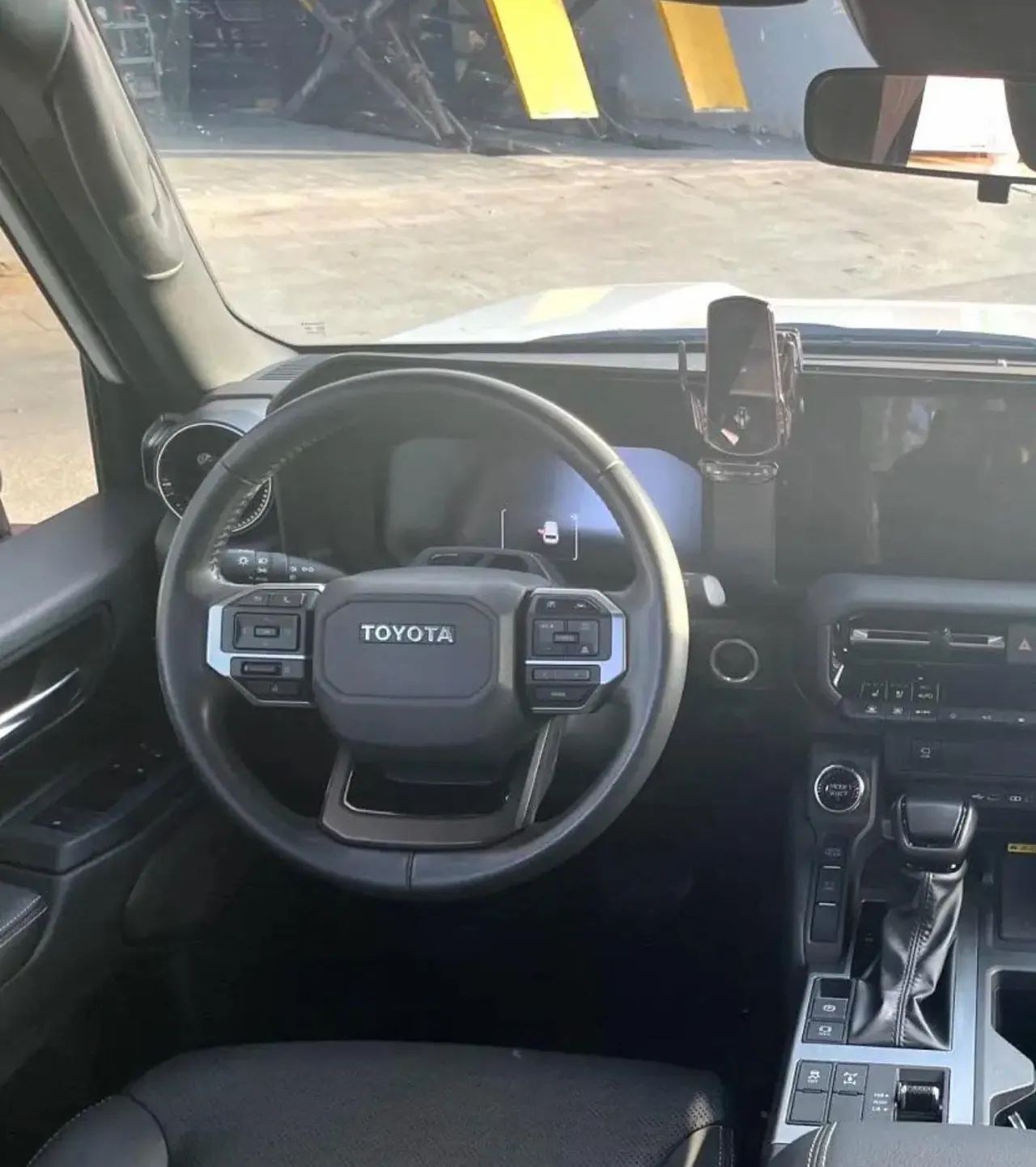 Toyota 2024 Prado HEV 2.4T all-around TX version 5-seat automatic gear 5