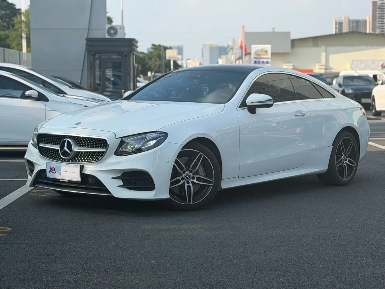 打开图片灯箱:Mercedes Benz Class E (Imported) 2020 E 300 Coupe 2.0T Automatic Gear