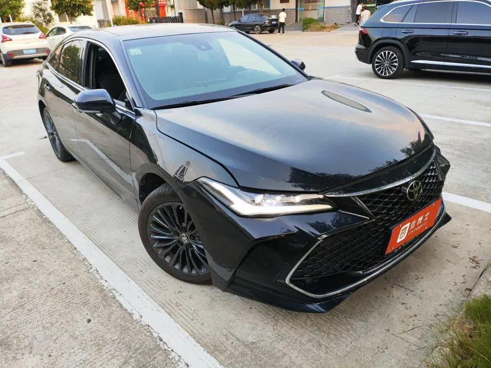 Toyota 2023 Asian Dragon 2.5 Touring Premium Edition Automatic 3