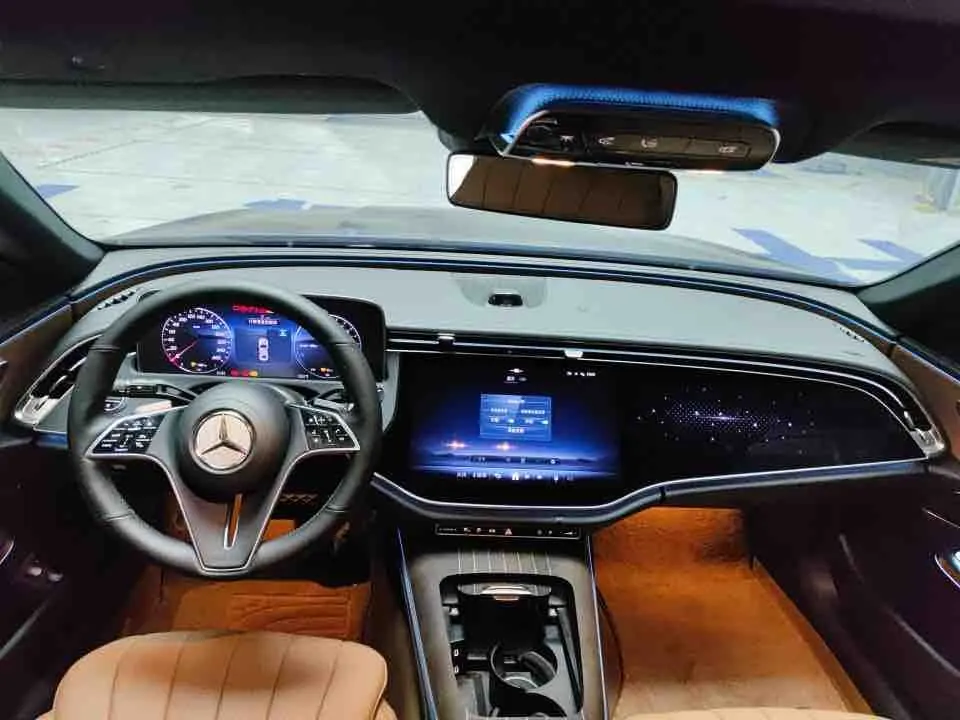 Mercedes Benz Class E New Energy 2024 E 350 e L 2.0T Automatic Gear 3