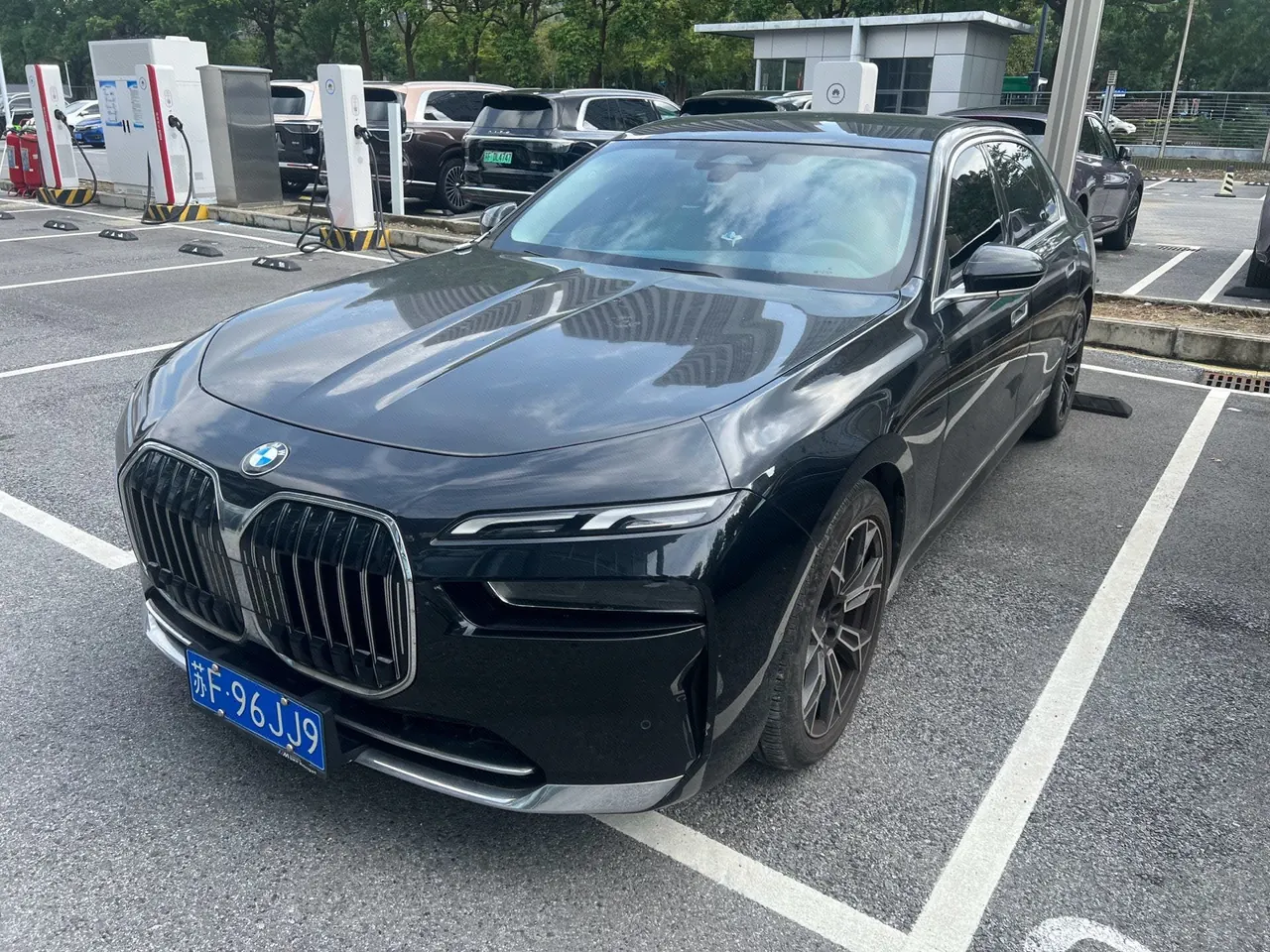 Open image lightbox: BMW 7 Series (Imported) 2023 735Li 48V 3.0T Luxury Suit Automatic Gear