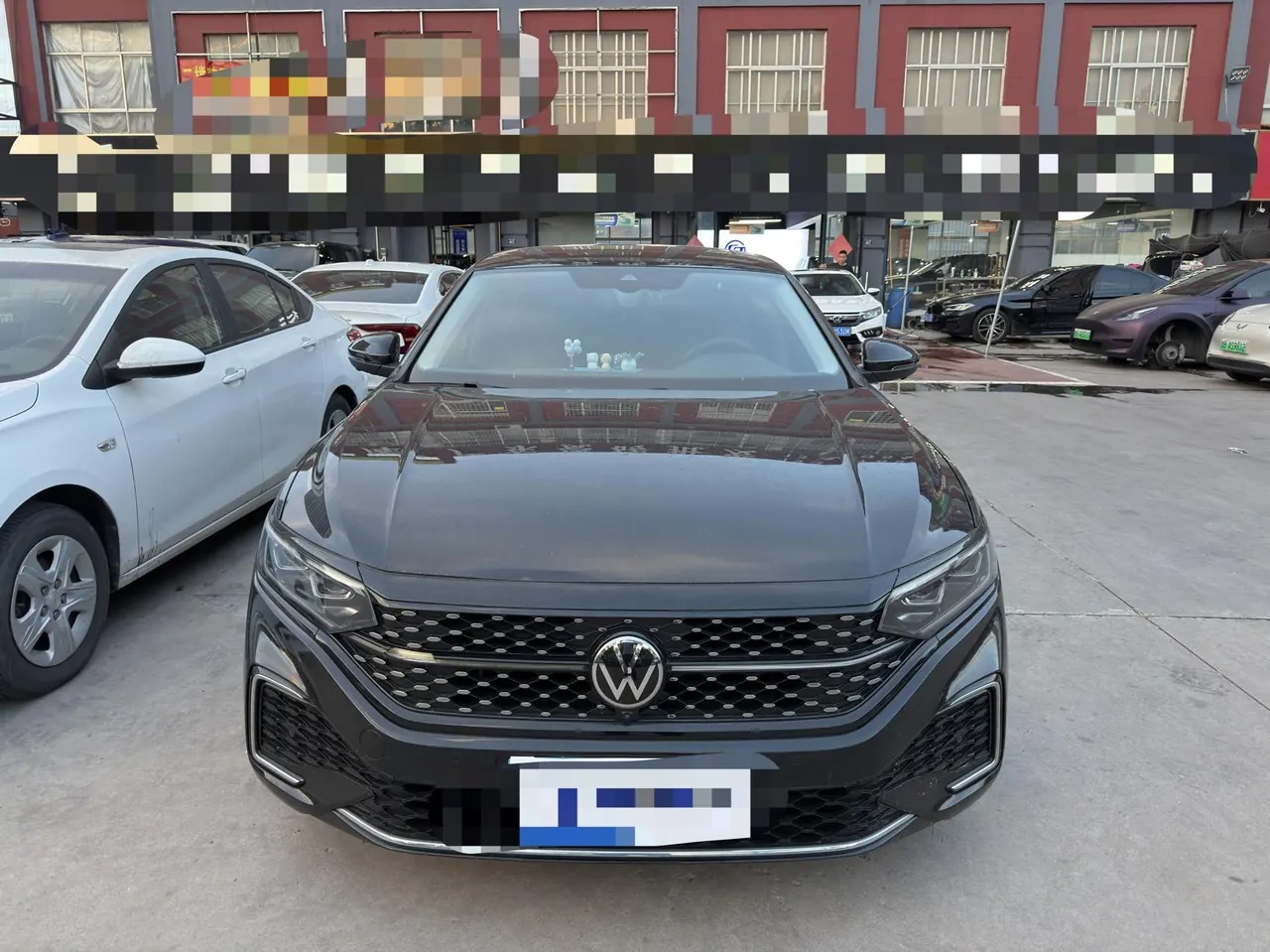 Volkswagen 2024 Passat 2.0TSI 380TSI Star Dragon Edition Automatic Gear 2