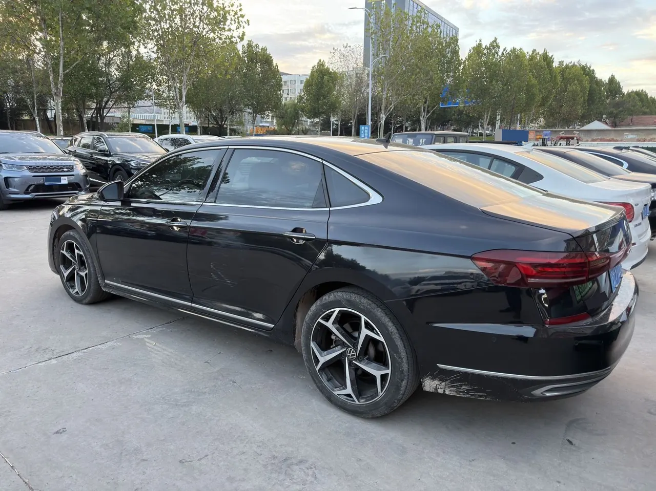 Volkswagen 2024 Passat 2.0TSI 380TSI Star Dragon Edition Automatic Gear 6