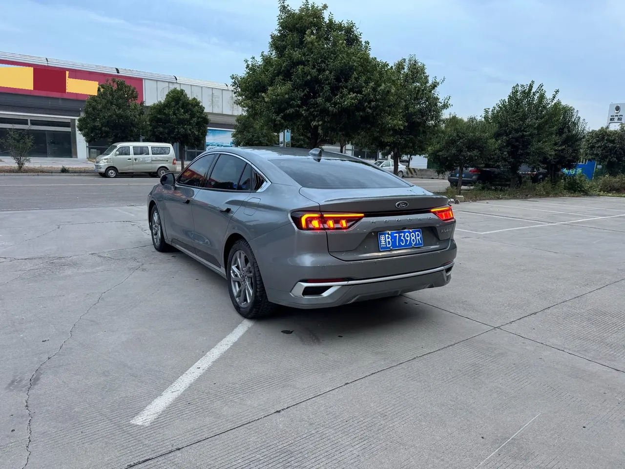 Ford 2023 Mondeo 1.5T EcoBoost 180 Luxury Automatic Gear 8