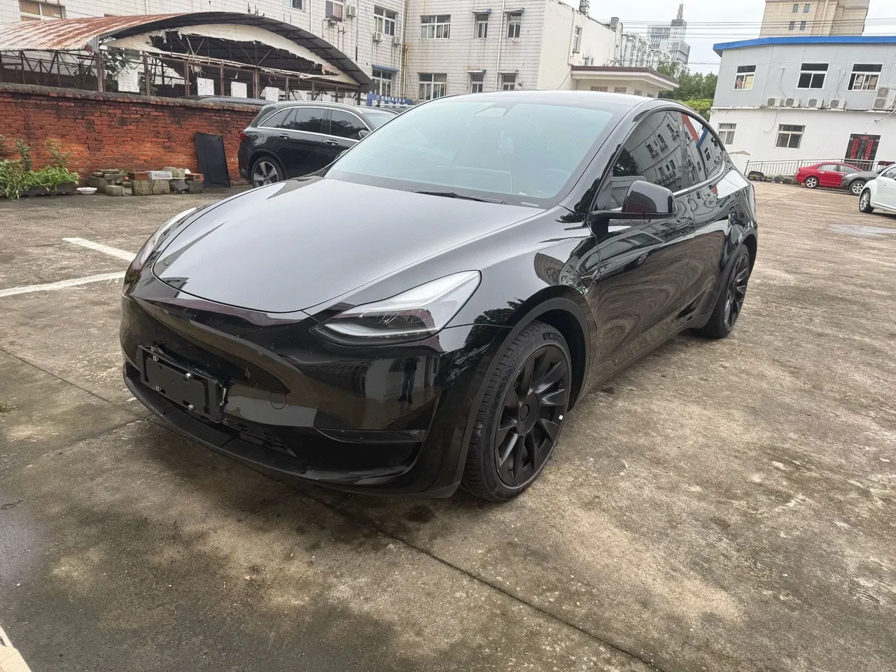 Open image lightbox: Tesla 2021 Model Y Standard Endurance Rear Drive Automatic Gear
