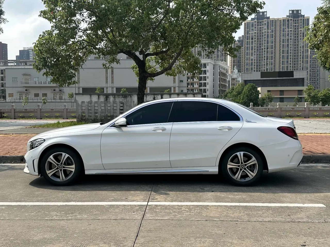 Mercedes Benz Class C 2020 C 260 L 48V 1.5T Sports Edition Automatic Gear 4