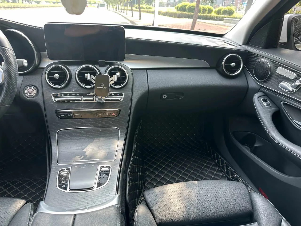 Mercedes Benz Class C 2020 C 260 L 48V 1.5T Sports Edition Automatic Gear 8