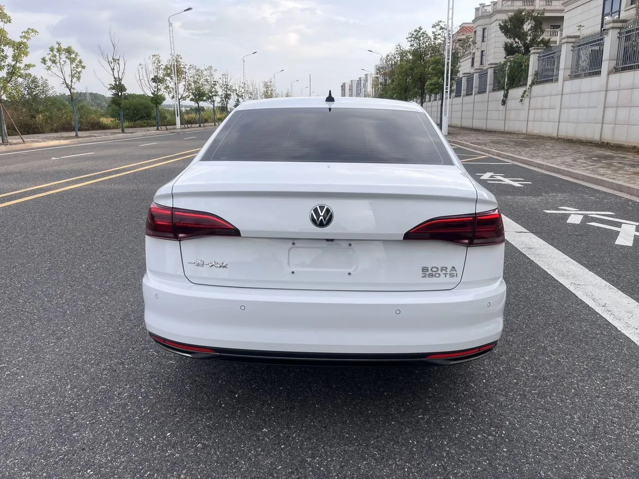 Volkswagen 2021 Bora 1.4TSI 280TSI Elite Smart Union Edition Automatic Gear 9