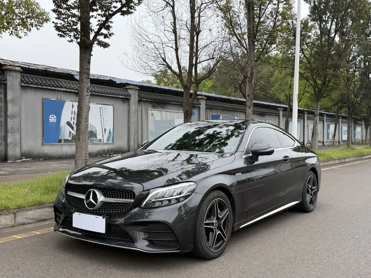 打开图片灯箱:Mercedes Benz Class C (Imported) 2020 C 260 Coupe 48V 1.5T Automatic Gear
