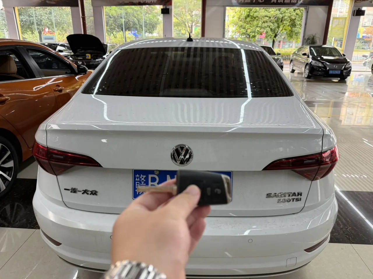 Volkswagen 2020 Sagitar 1.2TSI 200TSI Comfortable Automatic 3