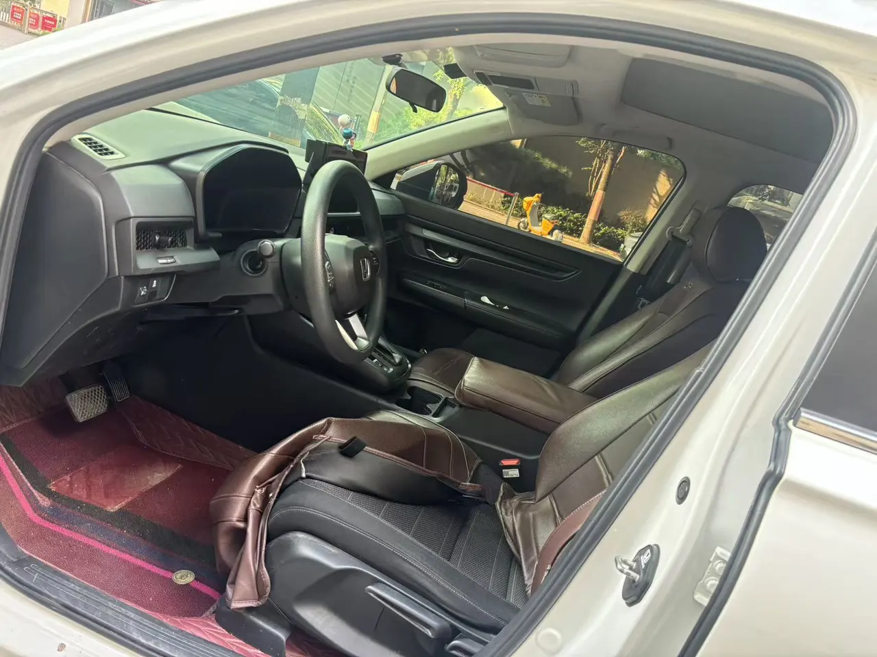 Honda 2023 CR-V 1.5T Stepless 240TURBO Two-Drive Enliveness Edition Automatic Gear 4