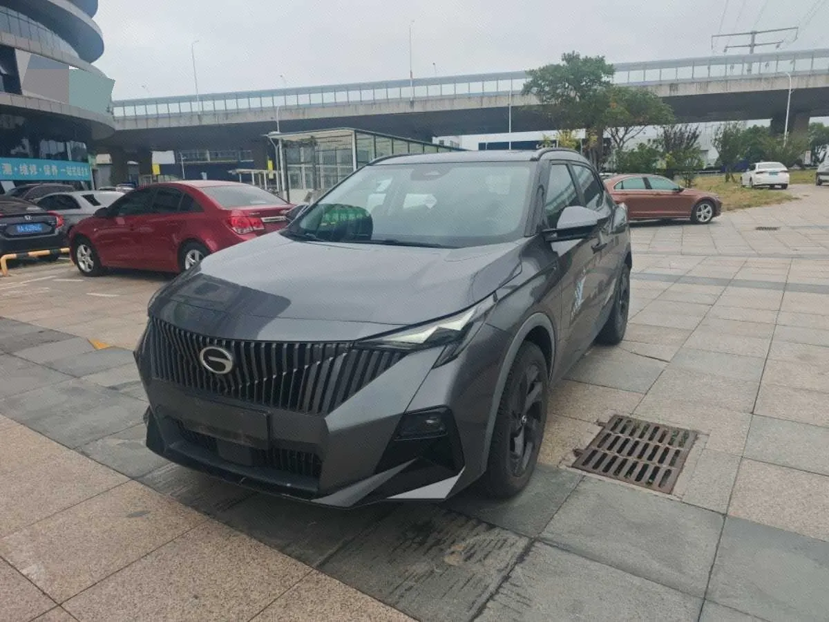 Открыть галерею: Chuanqi 2023 GS3 Speed 1.5T 270T R-STYLE Edition Automatic Gear