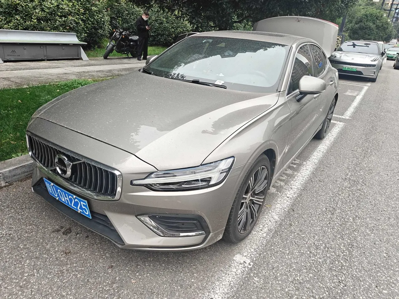 Open image lightbox: Volvo 2021 S60 2.0T T4 Zhiyuan Deluxe Edition Automatic Gear