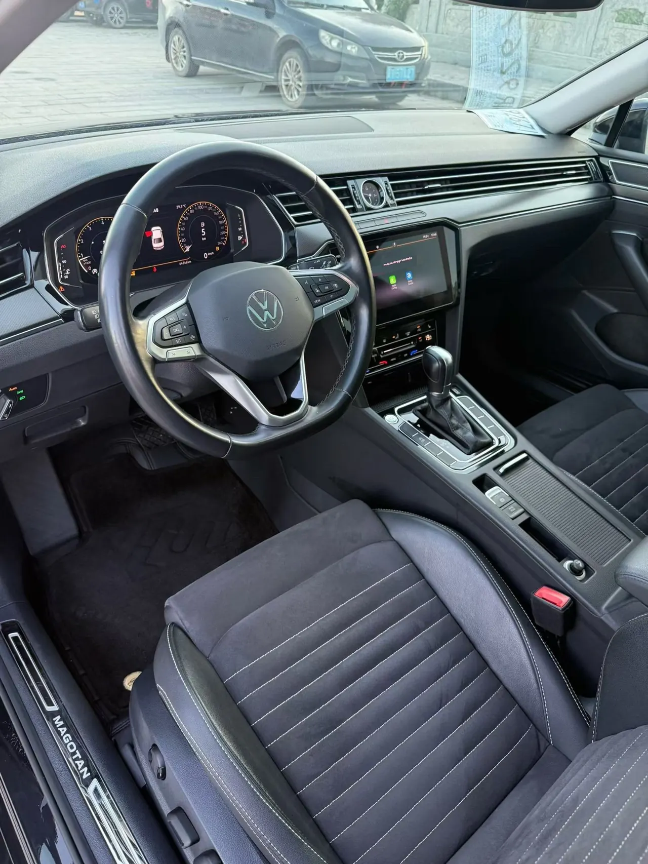 Volkswagen 2020 Magotan 2.0TSI 330TSI luxury automatic transmission 8