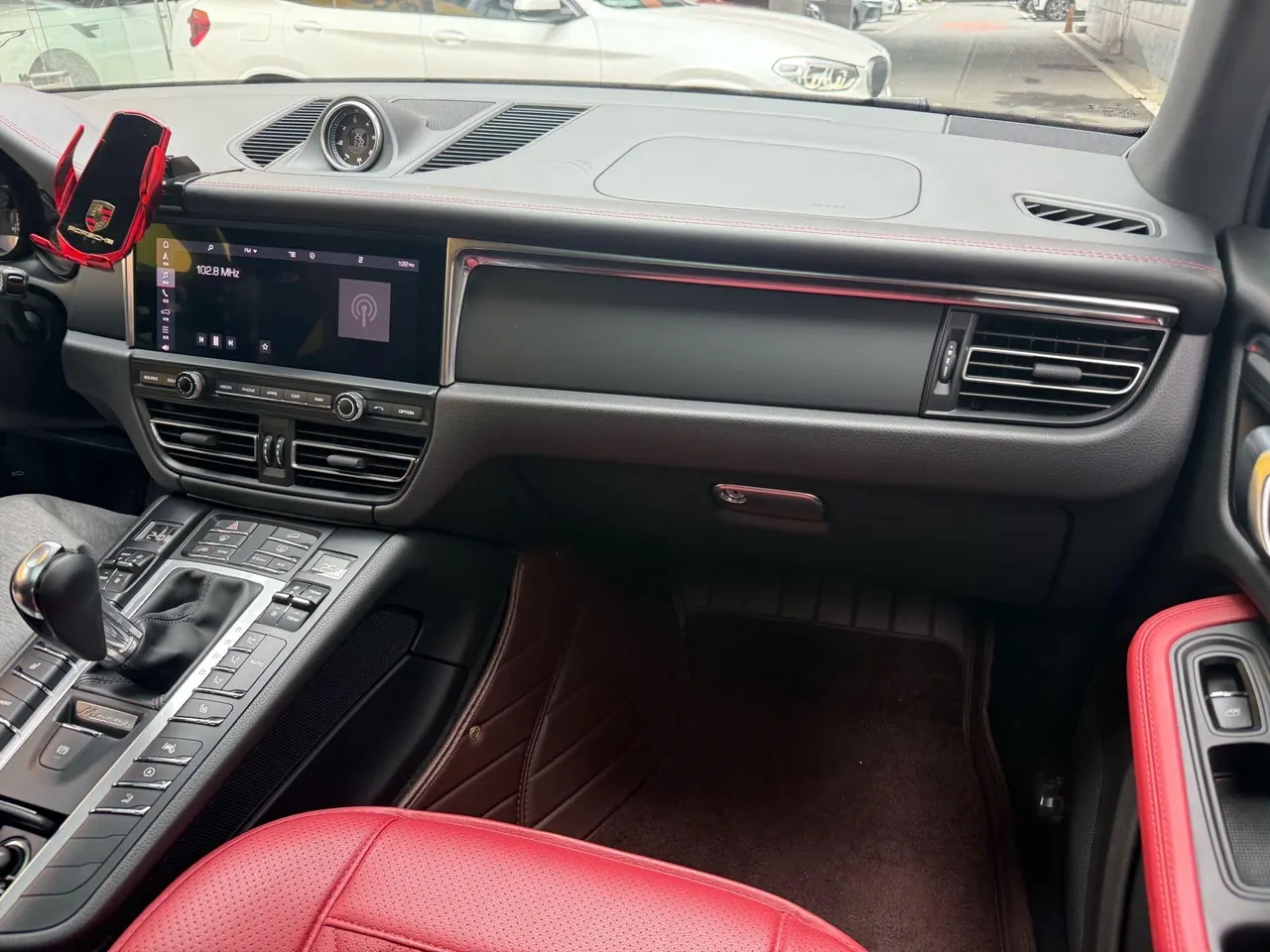 Porsche Macan (Imported) 2021 Macan 2.0T Automatic Gear 6