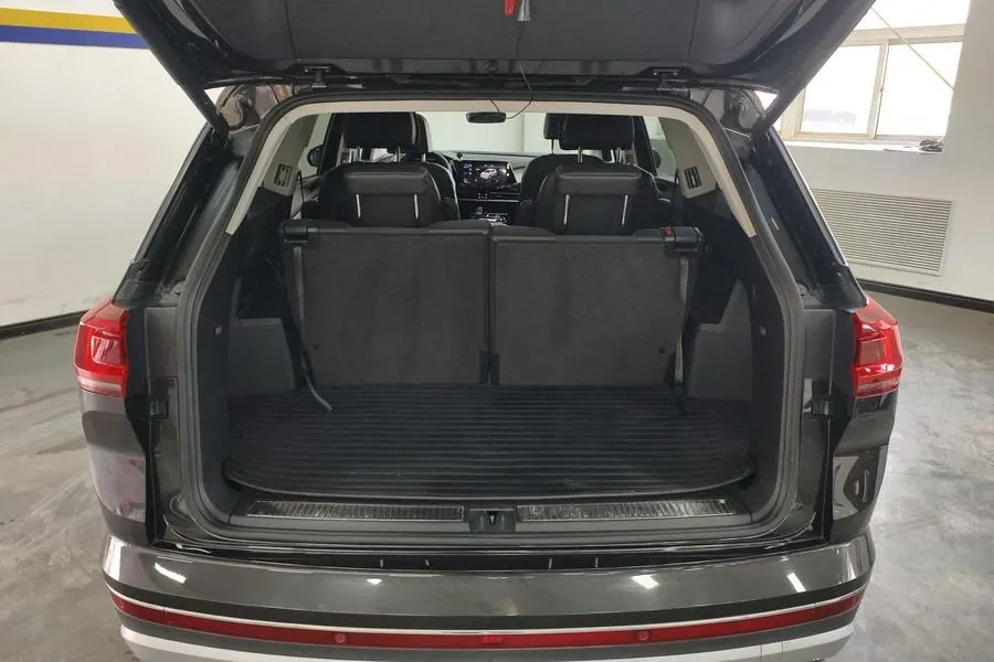 Volkswagen 2021 models of 2.0TSI 380TSI four-wheel drive luxury version of Pro automatic gear 9