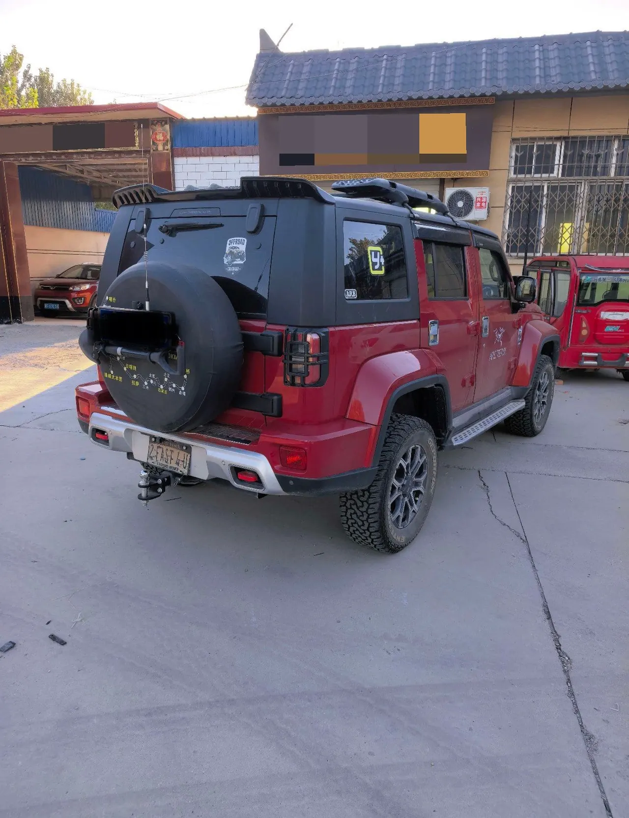 Beijing 2020 BJ40 2.0T 4-wheel drive city hunter version chivalrous automatic gear 2