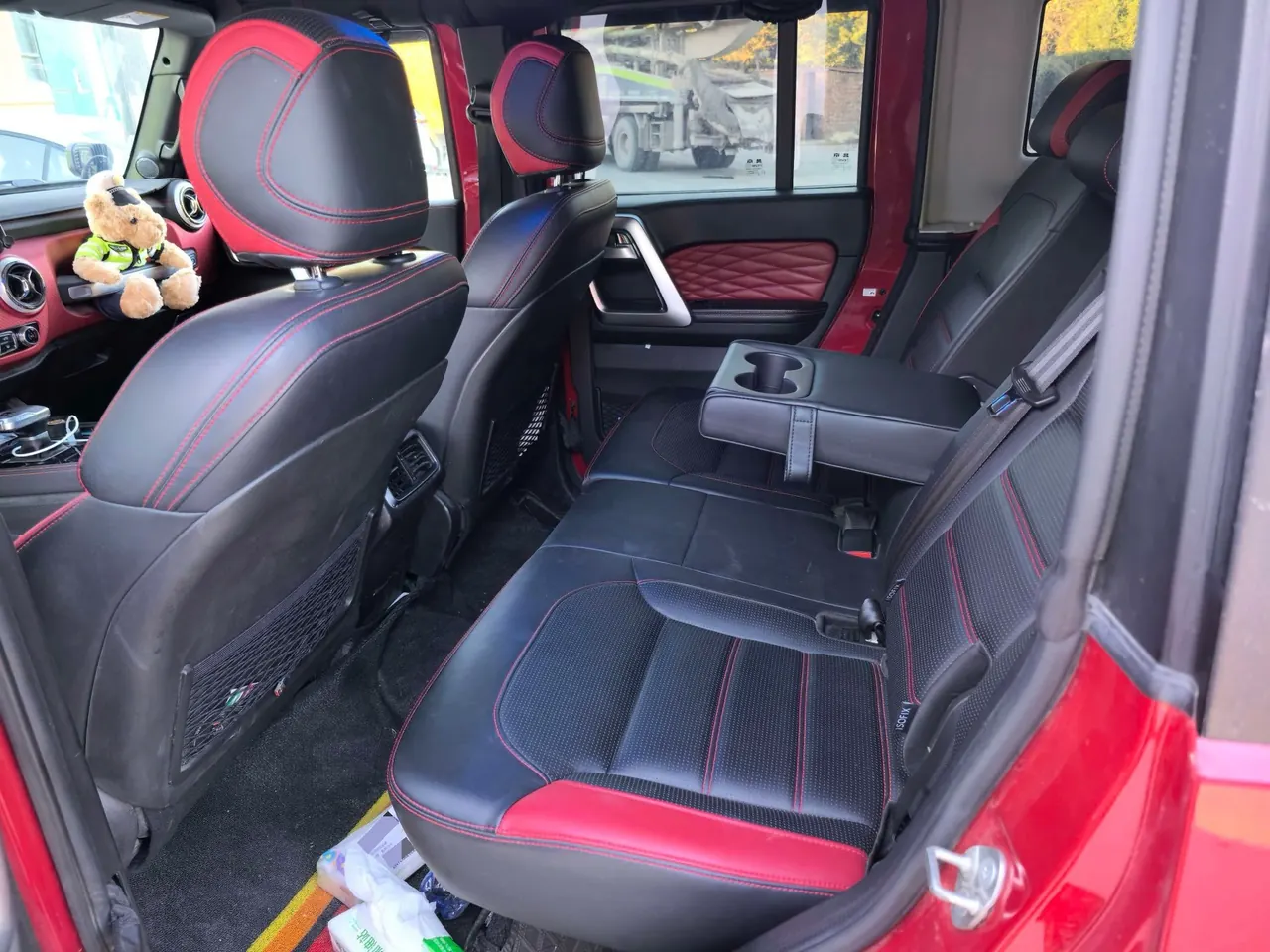 Beijing 2020 BJ40 2.0T 4-wheel drive city hunter version chivalrous automatic gear 4