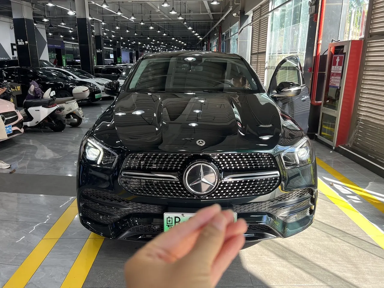 Mercedes Benz GLE New Energy (Imported) 2022 GLE 350 e 4MATIC 2.0T Automatic Gear 2