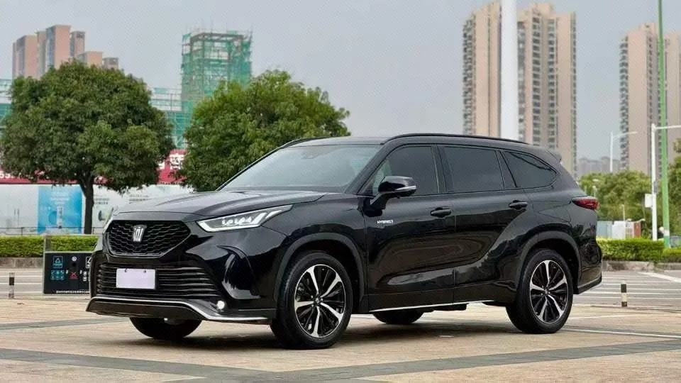 打开图片灯箱:Toyota 2022 Crown Land Release 2.5 Stepless Four-wheel Drive Premium Edition Automatic Gear
