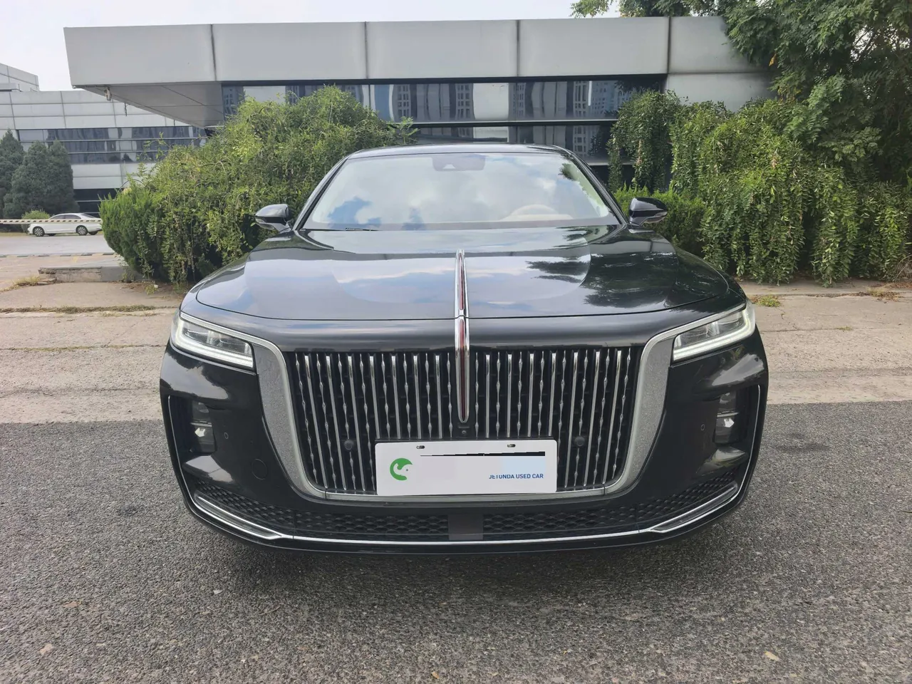 HongQi 2020 H9 48V 2.0T Zhilian Qi Chang Edition Automatic Gear 2